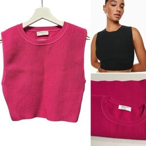 Aritzia BABATON Sculpt Knit Muscle Cropped Tank in Hot Pink